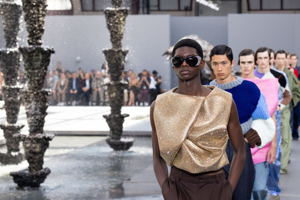 paris, france june 24 editorial use only for non editorial use please seek approval from fashion house models walks the runway during the loewe menswear springsummer 2024 show as part of paris fashion week on june 24, 2023 in paris, france photo by peter whitegetty images