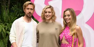 los angeles, california june 25 l r ryan gosling, greta gerwig and margot robbie attend the press junket and photo call for barbie at four seasons hotel los angeles at beverly hills on june 25, 2023 in los angeles, california photo by jon kopaloffgetty images