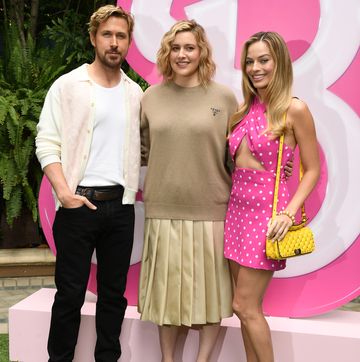 los angeles, california june 25 l r ryan gosling, greta gerwig and margot robbie attend the press junket and photo call for barbie at four seasons hotel los angeles at beverly hills on june 25, 2023 in los angeles, california photo by jon kopaloffgetty images