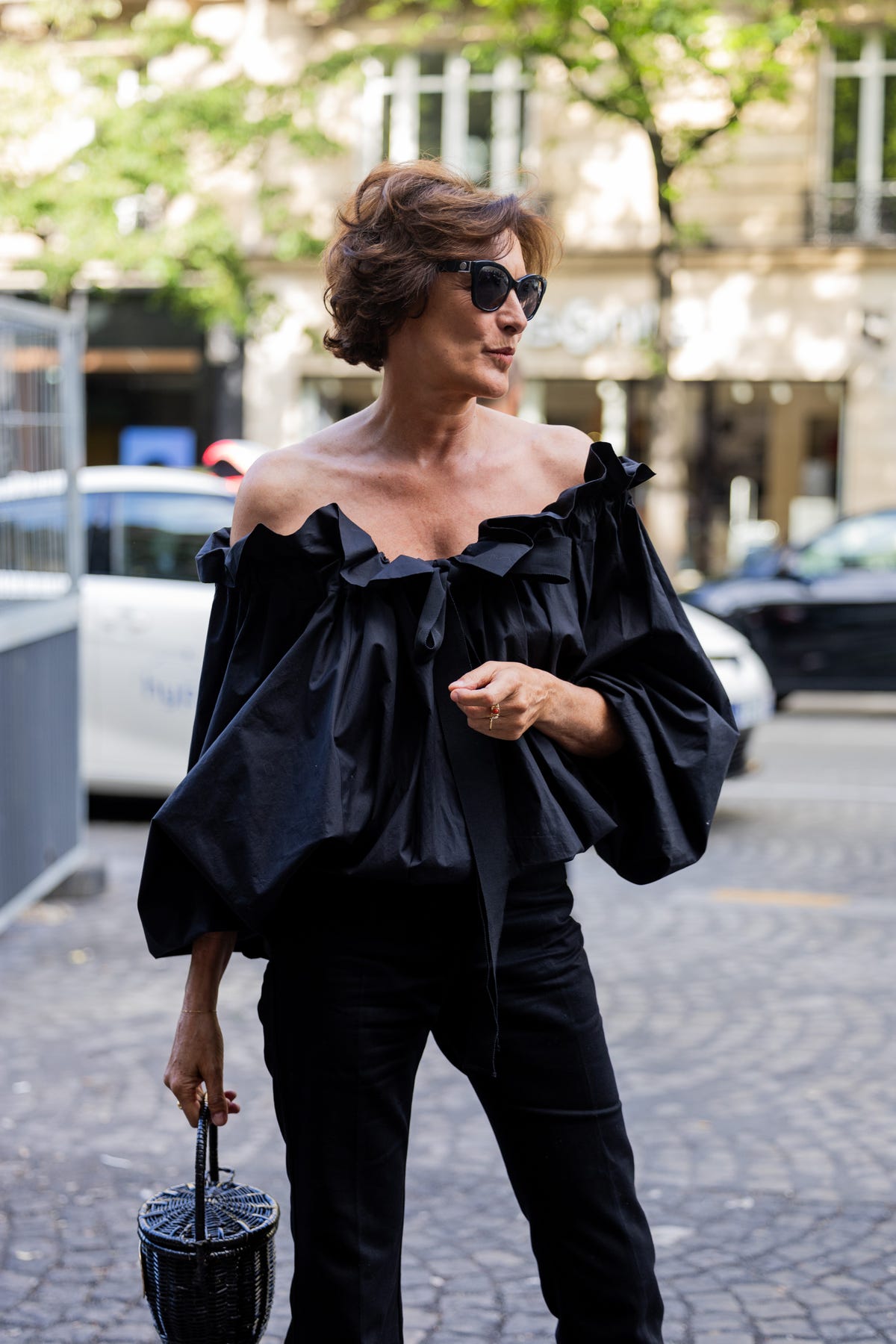 Geox rebaja de 99€ a 34€ las cuñas minimal clásicas que las parisinas de 50+ llevan con vestidos a las cenas con amigas