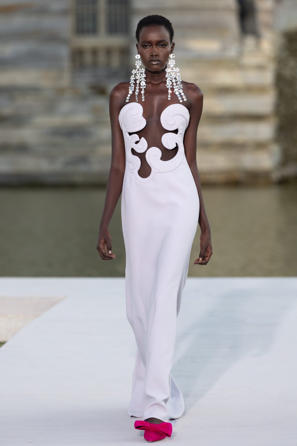 Sfilata Valentino Haute Couture Autunno Inverno 20232024 FOTO