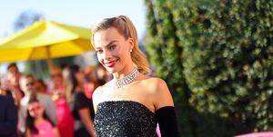 los angeles, california july 09 margot robbie attends the world premiere of barbie at shrine auditorium and expo hall on july 09, 2023 in los angeles, california photo by matt winkelmeyergathe hollywood reporter via getty images