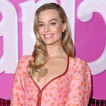 margot robbie at the barbie photo call in london