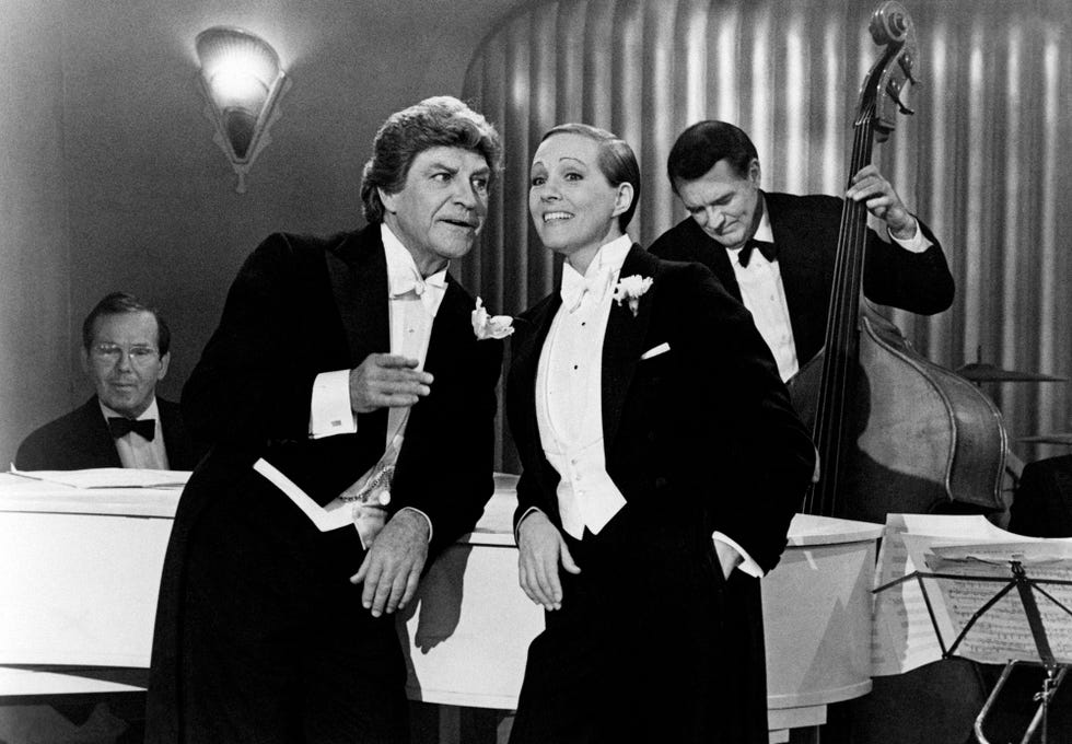 Julie Andrews and Robert Preston in the film Victor/Victoria