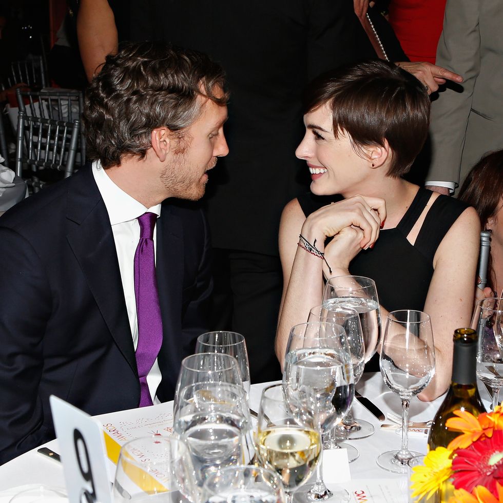 new york, ny november 13 actress anne hathaway r and her husband adam shulman attend the 2012 womens media awards at guastavinos on november 13, 2012 in new york city photo by cindy ordgetty images