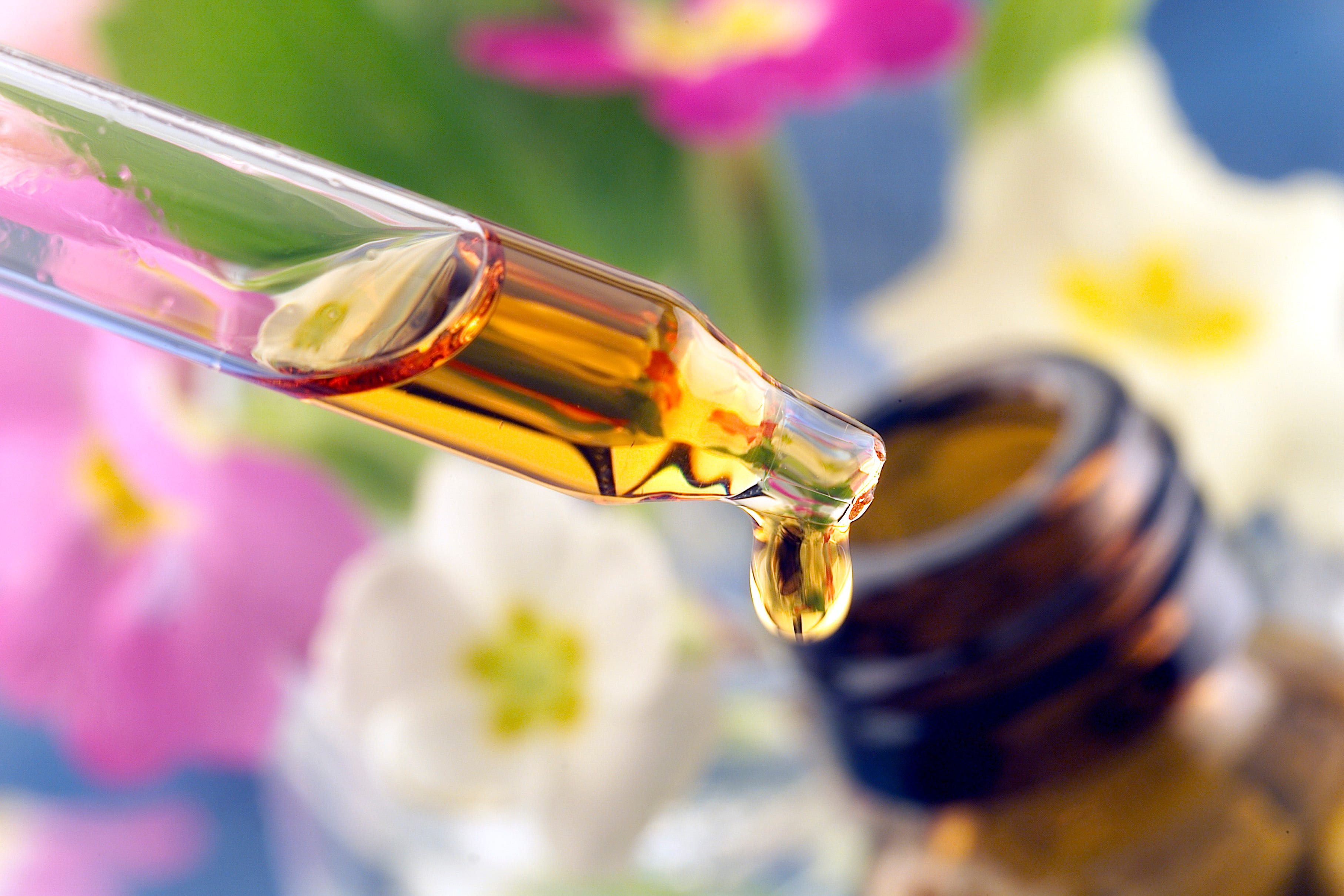 You Glow! 7 Best Essential Oils for Your Skin and Face