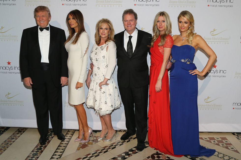 Donald and Melania Trump with the Hilton family: Kathy, Rick, Nicky, and Paris.