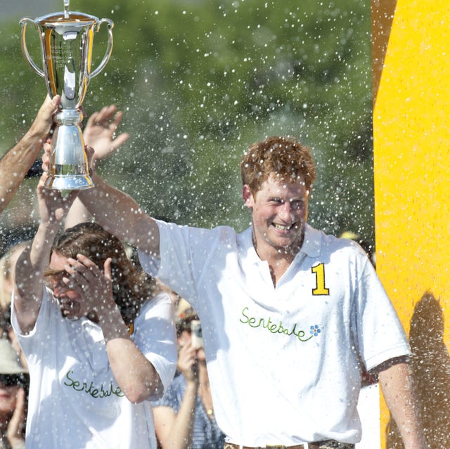 Competition event, Fun, Trophy, Championship, Recreation, Leisure, Team, 