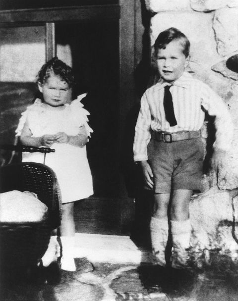 young george h w bush with sister