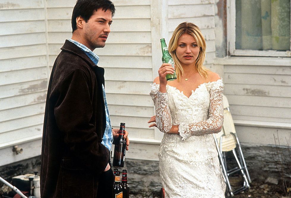 keanu reeves and cameron diaz having beers in a scene from the film feeling minnesota, 1996 photo by fine line featuresgetty images