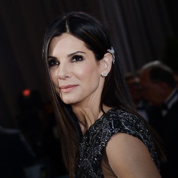 hollywood, ca   february 24  actress sandra bullock arrives at the oscars at hollywood  highland center on february 24, 2013 in hollywood, california  photo by michael bucknergetty images