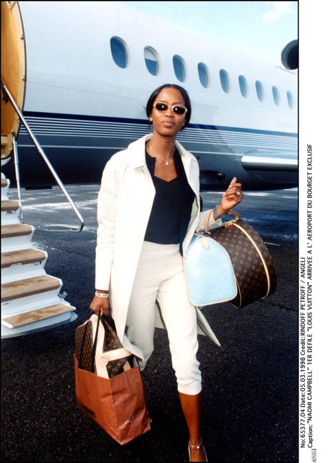it girl airport outfits