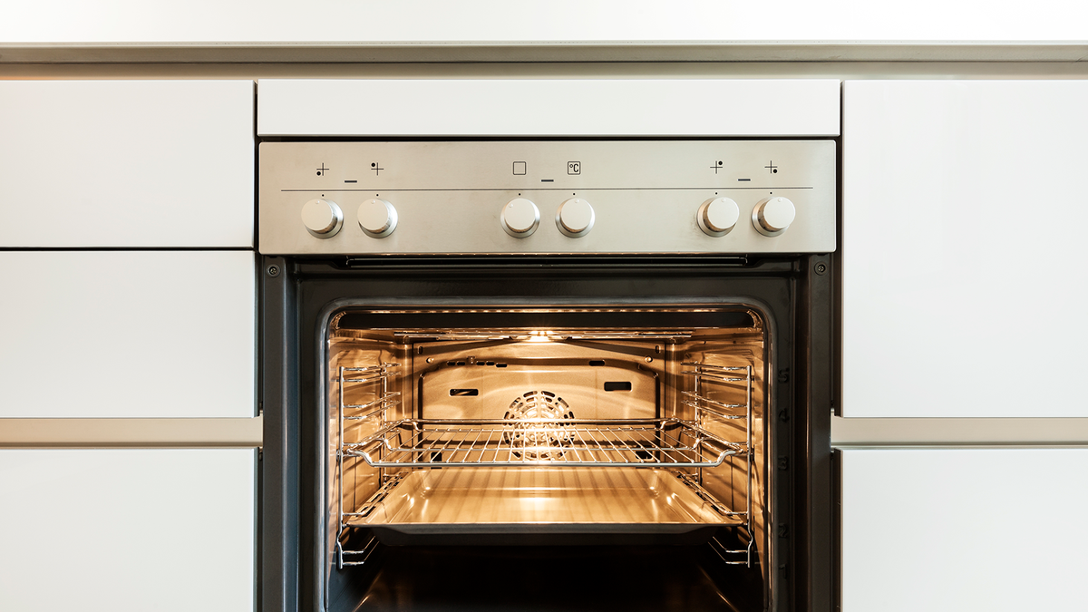 How to Steam Clean your Oven 