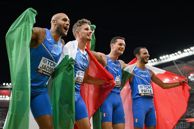 budapest, hungary august 26 silver medalists lamont marcell jacobs, roberto rigali, filippo tortu, and lorenzo patta of team italy celebrate after the mens 4x100m relay final during day eight of the world athletics championships budapest 2023 at national athletics centre on august 26, 2023 in budapest, hungary photo by shaun botterillgetty images