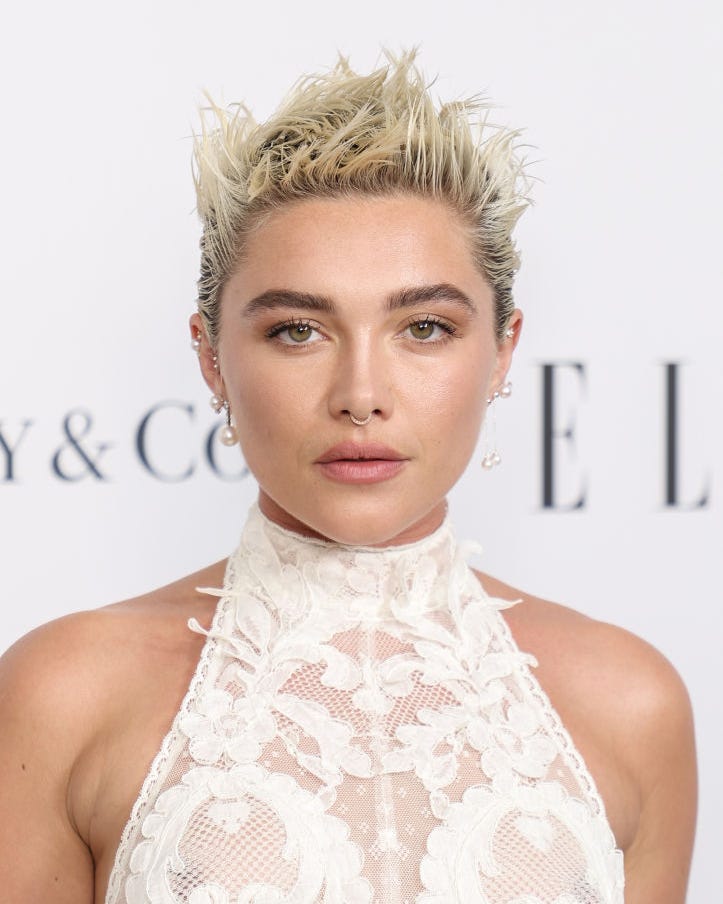 florence pugh elle style awards hair