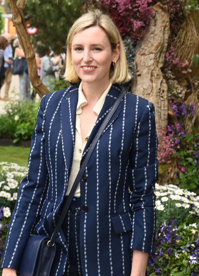 downton abbey laura carmichael chelsea flower show