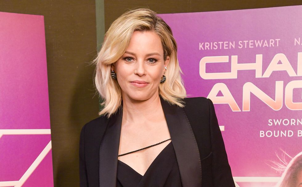 elizabeth banks attends a vip screening in partnership with harry and david at amc empire 25 in 2019 in new york city