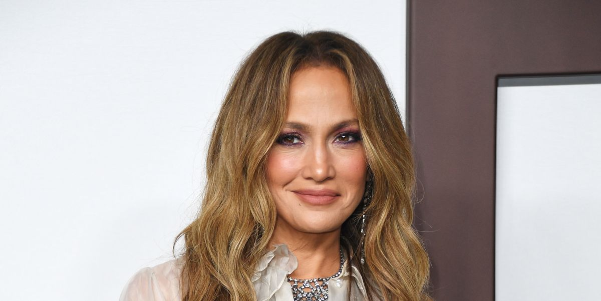 Jennifer Lopez's Hermès Belt Adds A Touch Of Sophistication To Any