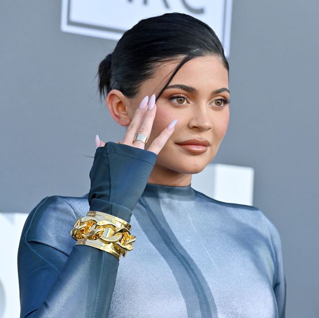 las vegas, nevada   may 15 kylie jenner attends the 2022 billboard music awards at mgm grand garden arena on may 15, 2022 in las vegas, nevada photo by axellebauer griffinfilmmagic