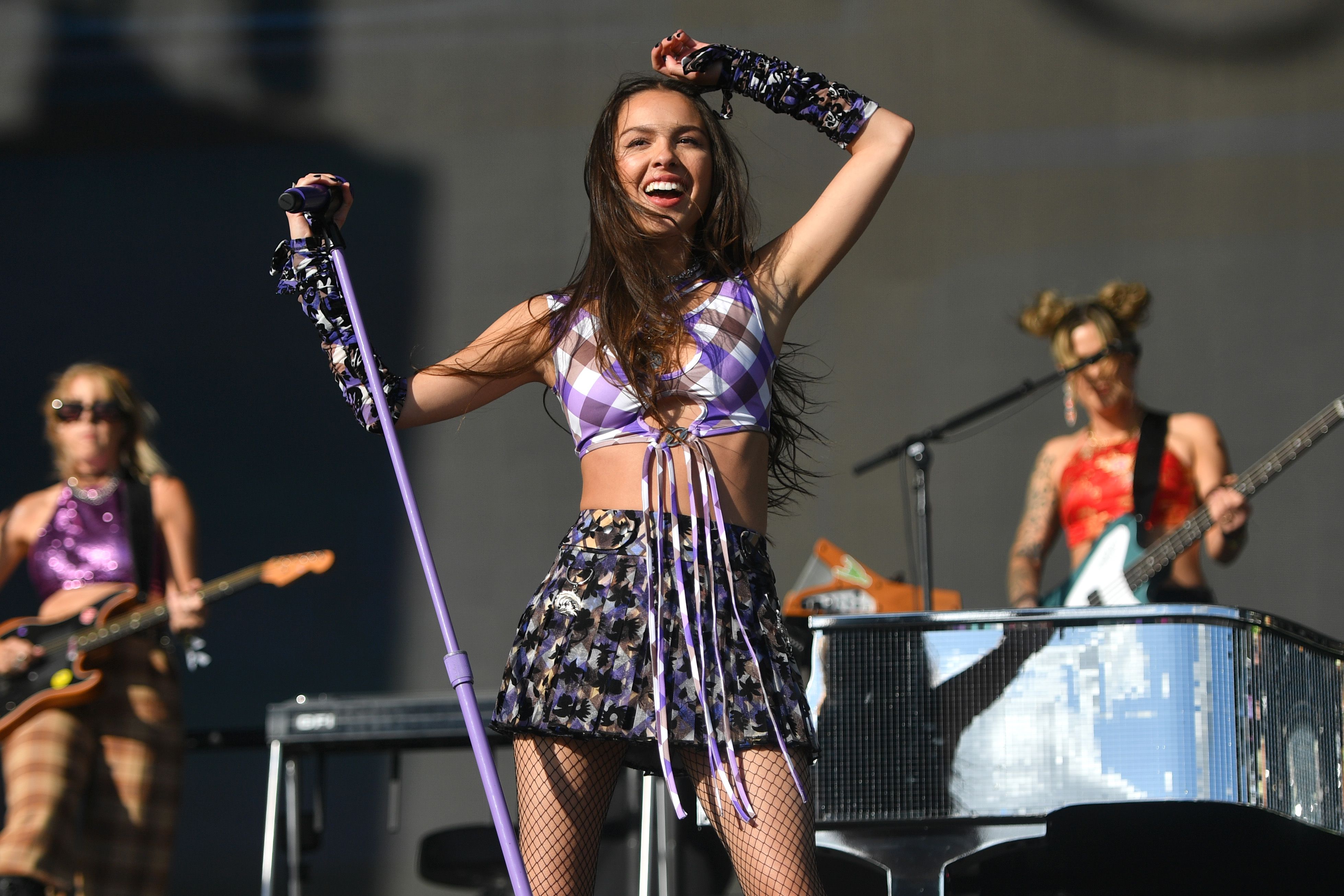 What to Wear to Olivia Rodrigo Concert | EventsLiker Outfits Ideas