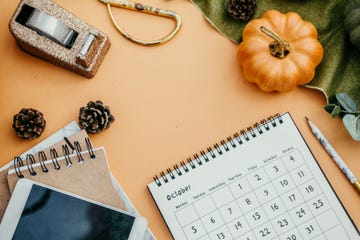 desktop with october calendar