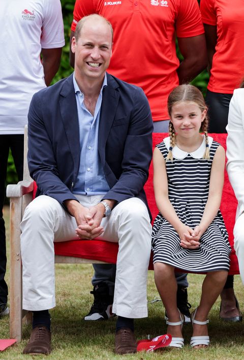 britains prince william, duke of cambridge l and britains princess charlotte of cambridge r pose for a phograph during a visit to sportsaid house on day five of the commonwealth games in birmingham, central england, on august 2, 2022   the duchess became the patron of sportsaid in 2013, team england futures programme is a partnership between sportsaid, sport england and commonwealth games england which will see around 1,000 talented young athletes and aspiring support staff given the opportunity to attend the games and take a first hand look behind the scenes photo by chris jackson  pool  afp photo by chris jacksonpoolafp via getty images