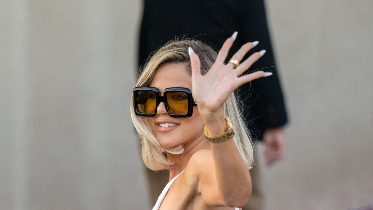 preview for Khloe Kardashian Responds To Butt Implant Rumors!