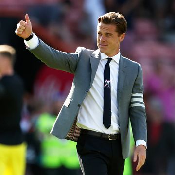 bournemouth, england   august 06 scott parker, manager of afc bournemouth acknowledges the fans following the premier league match between afc bournemouth and aston villa at vitality stadium on august 06, 2022 in bournemouth, england photo by christopher leegetty images