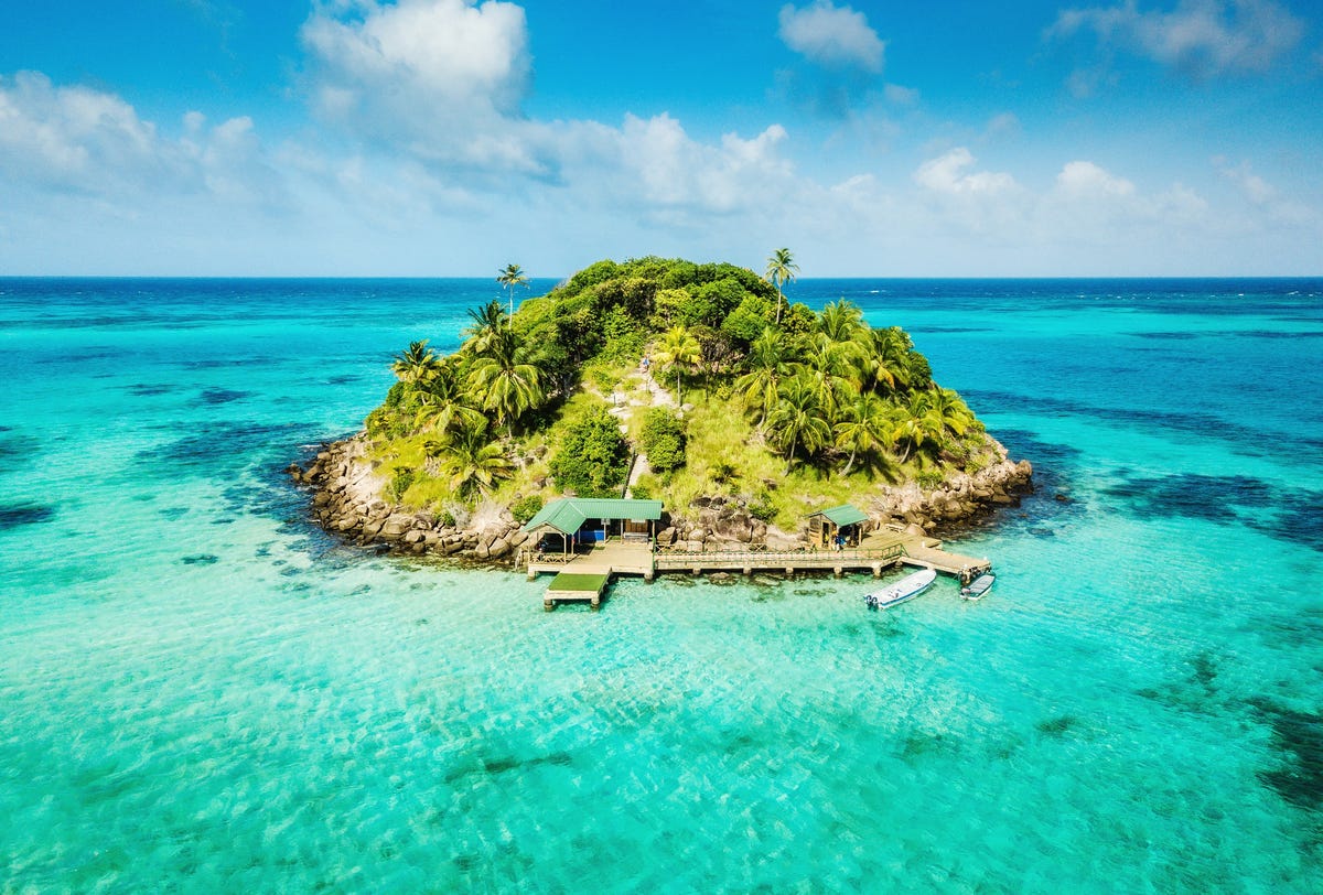 Bueno, esta isla VIP privada cuesta solo 150 mil euros, y puedes comprarla de inmediato. Bueno, esta isla VIP privada cuesta solo 150 mil euros, y puedes comprarla de inmediato.