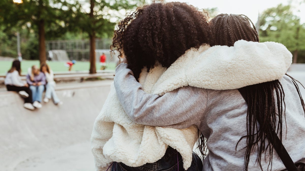 100 Best Friendship Quotes: Short, Meaningful & Funny Bff Sayings