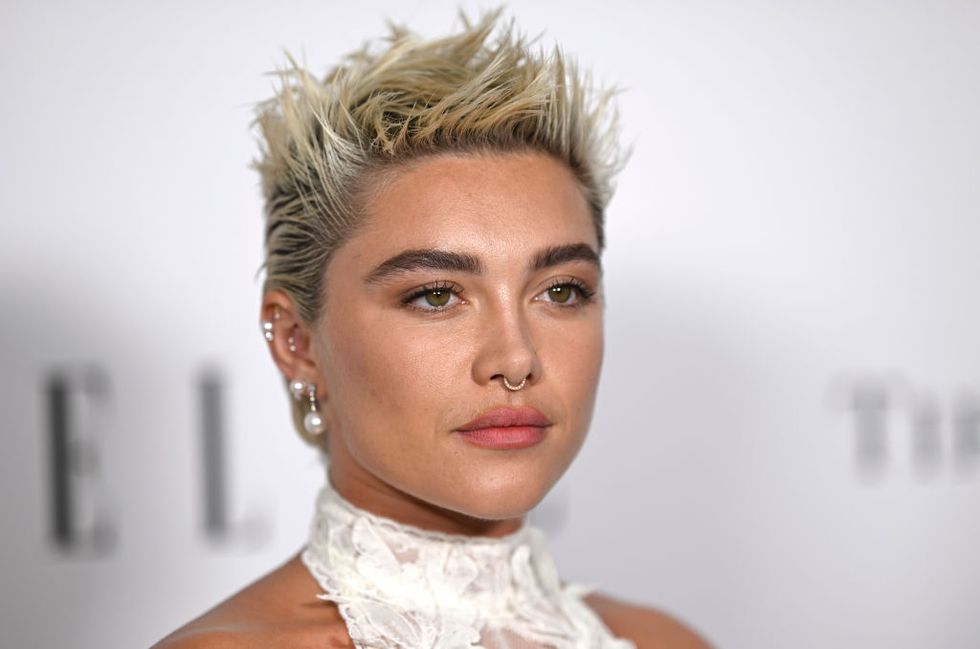 florence pugh with septum piercing