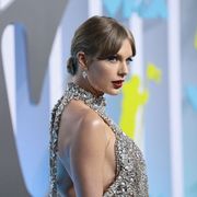 newark, new jersey   august 28 taylor swift attends the 2022 mtv vmas at prudential center on august 28, 2022 in newark, new jersey  photo by dimitrios kambourisgetty images for mtvparamount global