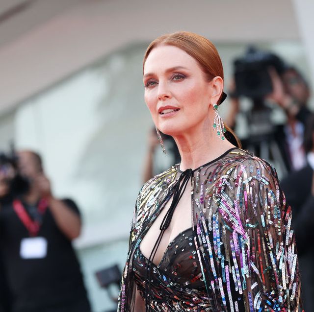 venice, italy   august 31 julianne moore attends the opening ceremony of the 79th venice international film festival on august 31, 2022 in venice, italy photo by stefania dalessandrogetty images