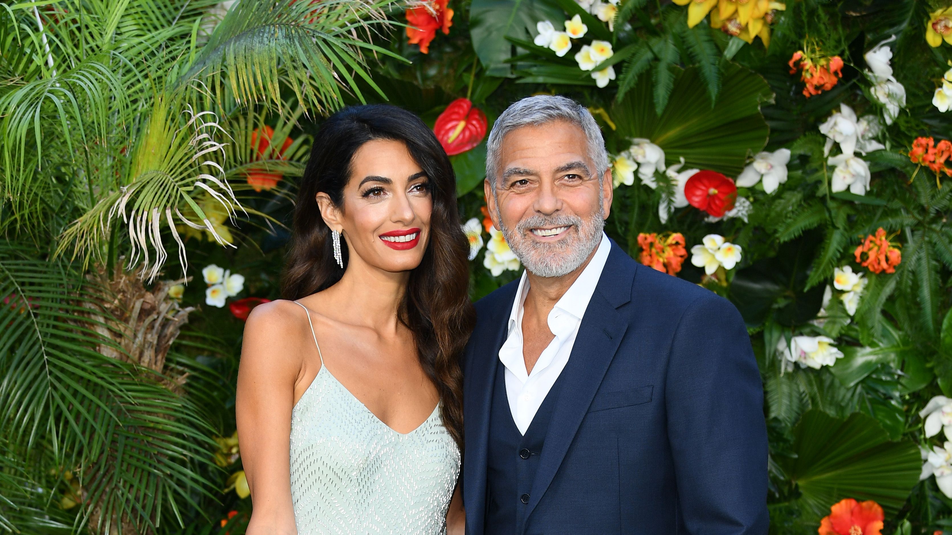 Amal Clooney Wears Red Alexander McQueen Gown at George's 'Ticket to  Paradise' Premiere