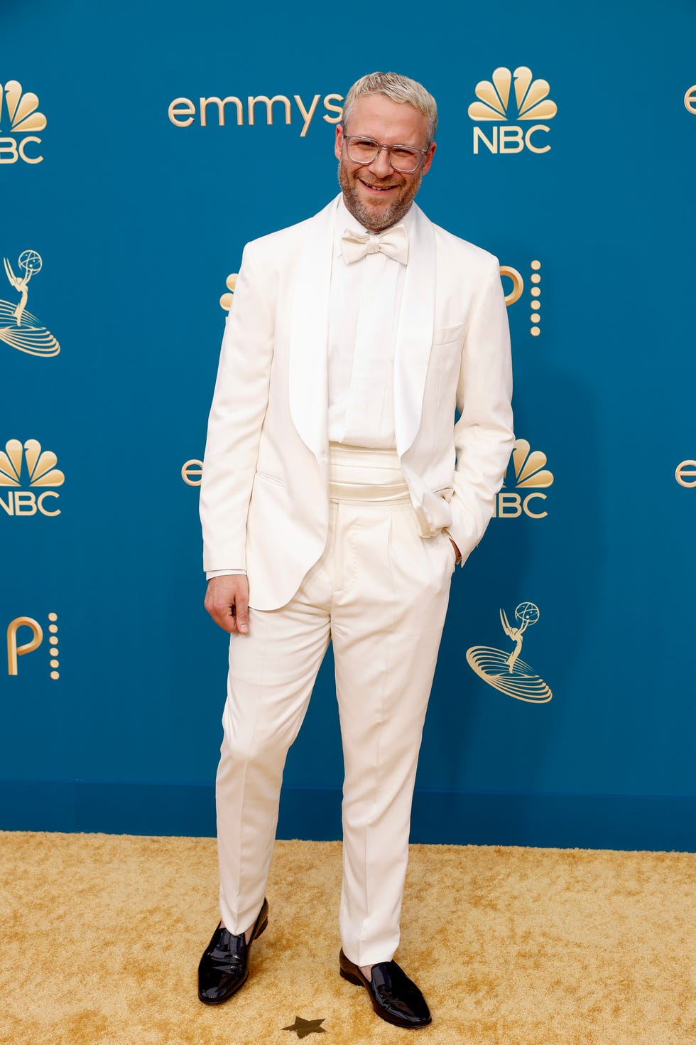 22 Best Dressed Men at the 2022 Emmys Emmys Best Dressed Men