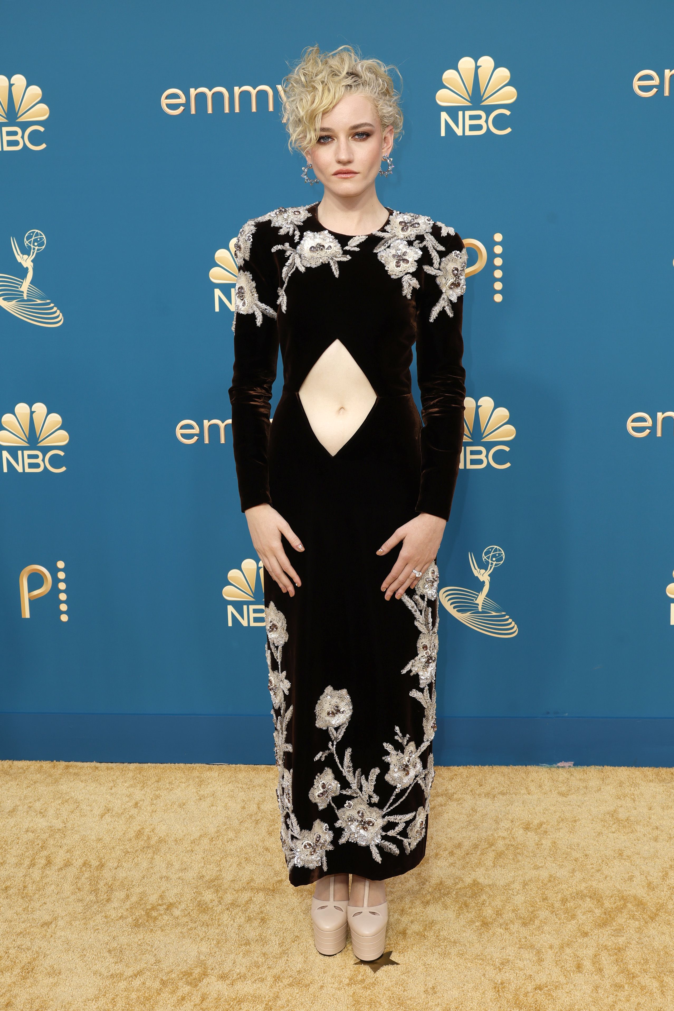 Best Dressed Celebrities at the Emmy Awards 2022