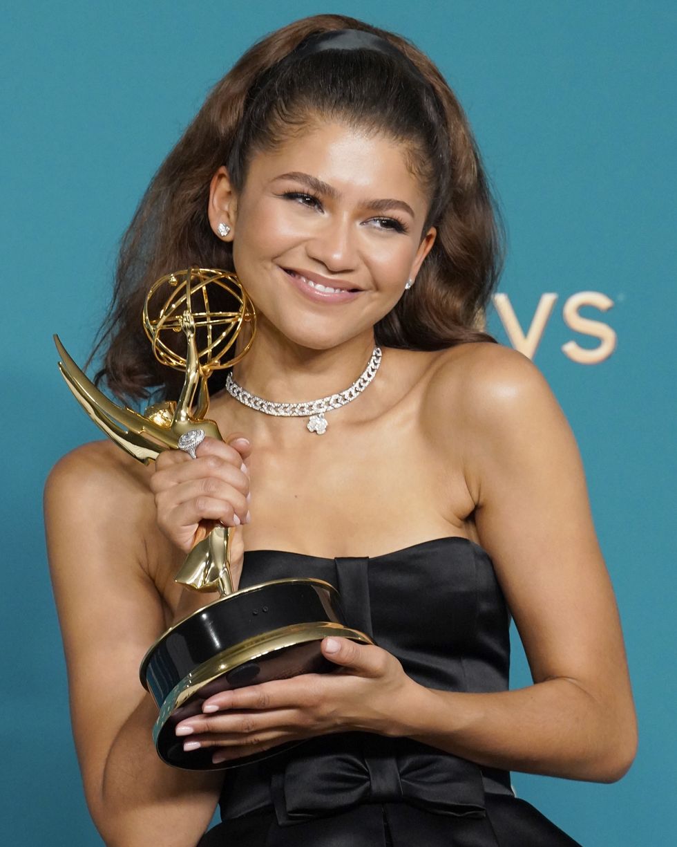 los angeles, ca   september 12  74th annual primetime emmy awards    pictured l r zendaya, winner of lead actress in a drama series for “euphoria”, poses in the press room during the 74th annual primetime emmy awards held at the microsoft theater on september 12, 2022     photo by evans vestal wardnbc via getty images