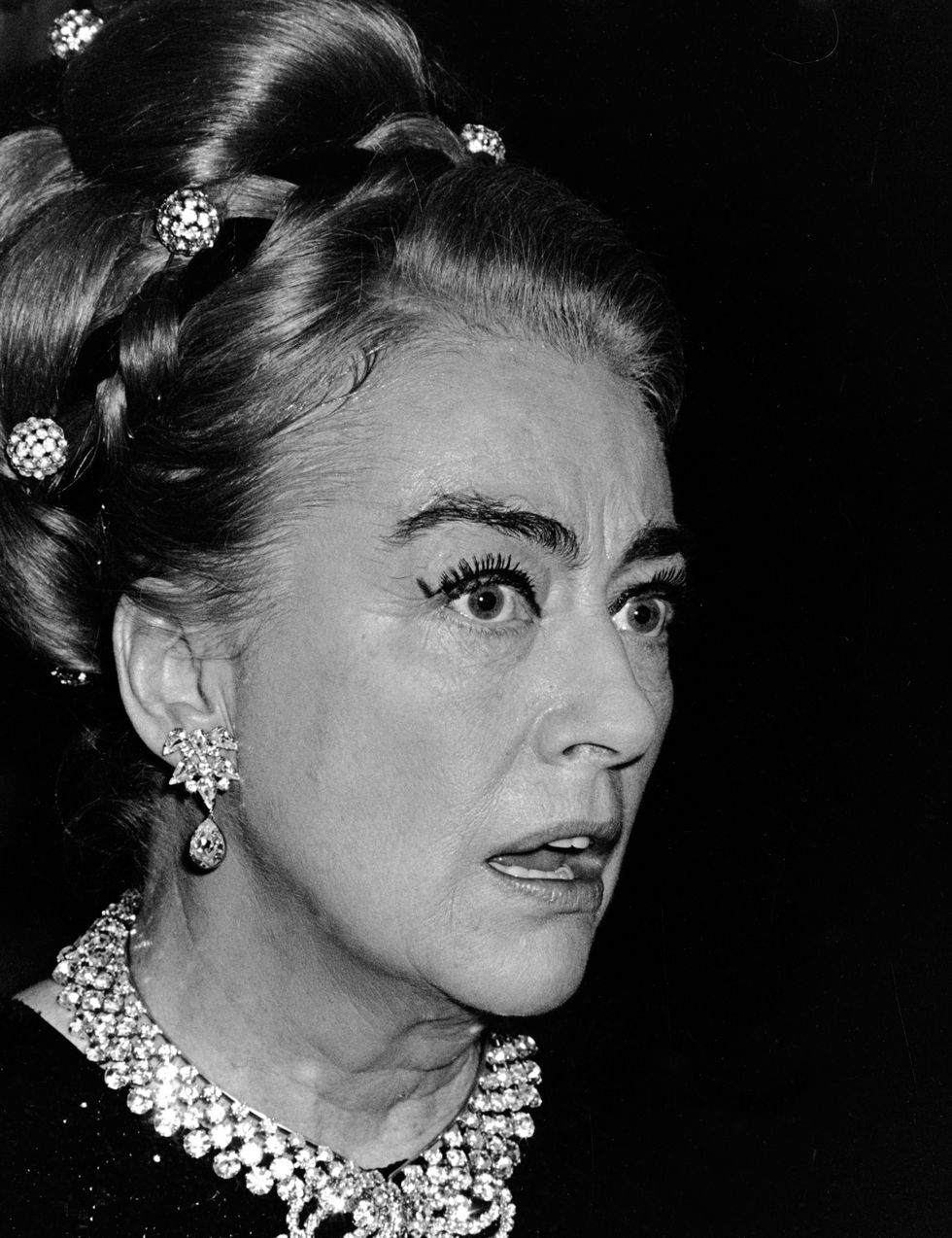 new york city   september 21  joan crawford attends rms cuncard farewell queen mary gala on september 21, 1967 aboard the queen mary in new york city photo by ron galella, ltdron galella collection via getty images