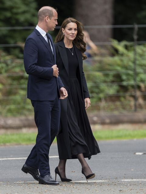 kings lynn, england   september 15 prince william, prince of wales and catherine, princess of wales at sandringham on september 15, 2022 in kings lynn, england the prince and princess of wales are visiting sandringham to view tributes to queen elizabeth ii, who died at balmoral castle on september 8, 2022 photo by mark cuthbertuk press via getty images