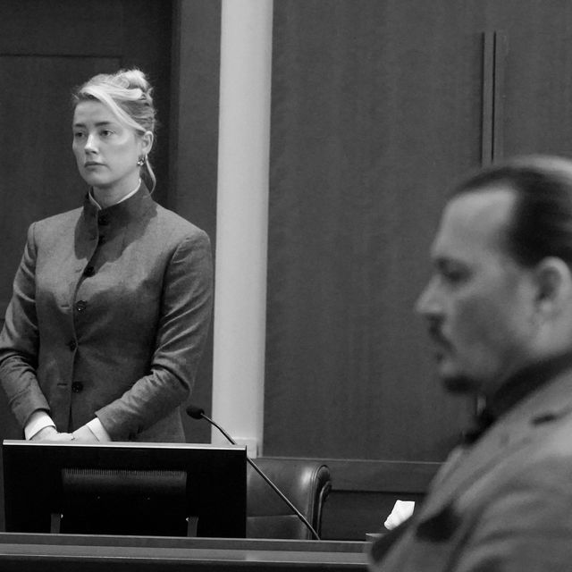 topshot   us actors amber heard l and johnny depp watch as the jury leaves the courtroom at the end of the day at the fairfax county circuit courthouse in fairfax, virginia, may 16, 2022   us actor johnny depp sued his ex wife amber heard for libel in fairfax county circuit court after she wrote an op ed piece in the washington post in 2018 referring to herself as a "public figure representing domestic abuse" photo by steve helber  pool  afp photo by steve helberpoolafp via getty images