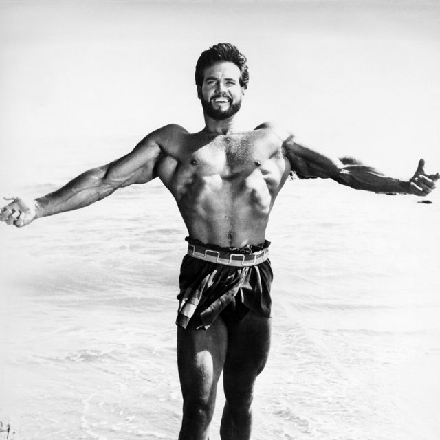 american bodybuilder and actor steve reeves 1926   2000 as hercules in hercules unchained ercole e la regina di lidia, directed by pietro francisci, 1959 photo by silver screen collectiongetty images