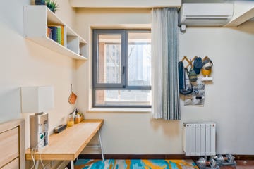 dormitorio con radiador
