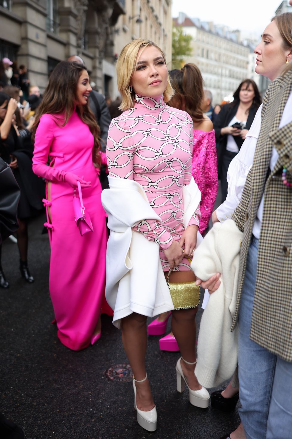 florence pugh at valentino's spring summer 2023 show