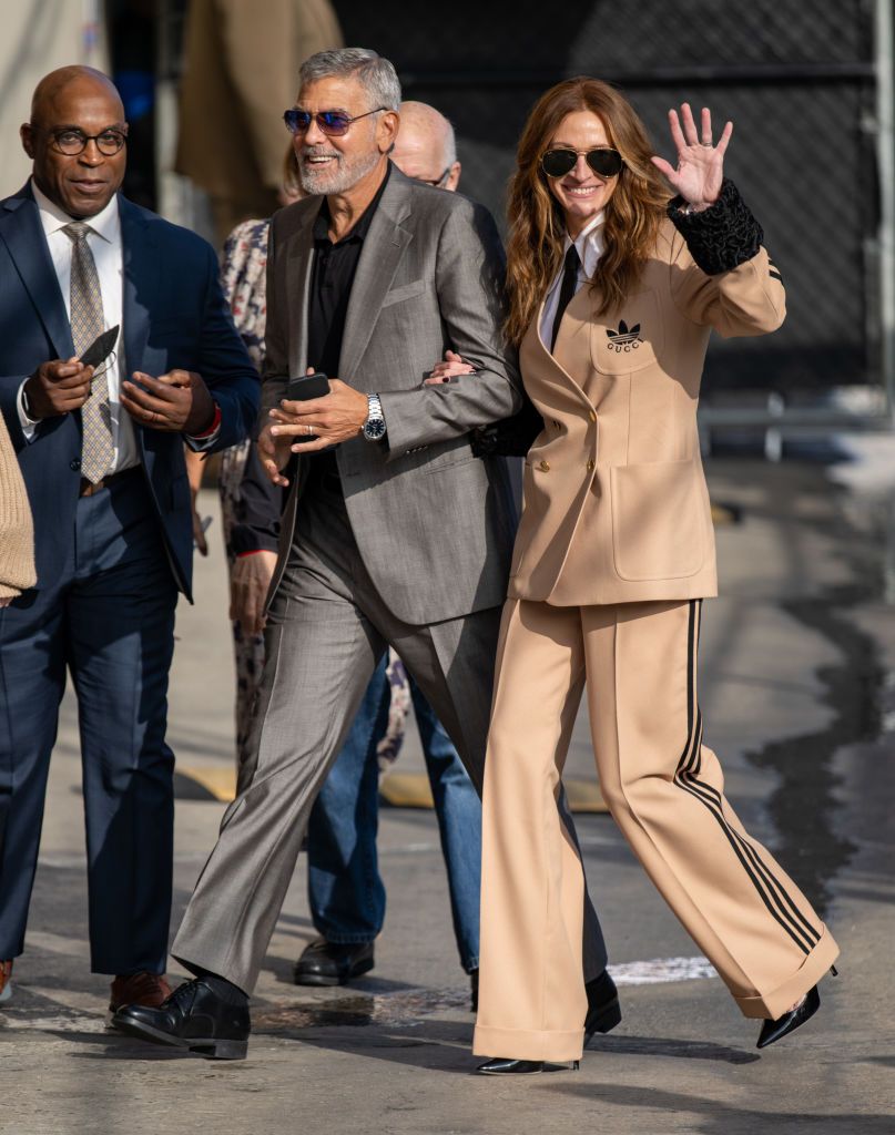 Julia Roberts Clooney wear matching suits