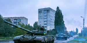 kupiansk, ukraine   september 28 ukrainian tanks entering kupiansk, which has been de occupied from russian troops, on september 28, 2022 in kupiansk, ukraine kupiansk is a city in kharkiv oblast, located on the border with luhansk oblast before the full scale russian invasion, about thirty thousand residents lived there kupiansk was under russian occupation for half a year on september 10, ukrainian armed forces liberated the city, however, there is still fighting on its outskirts photo by ivan chernichkinzaboronaglobal images ukraine via getty images