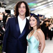 cole tucker and vanessa hudgens at the 28th screen actors guild awards in february 2022