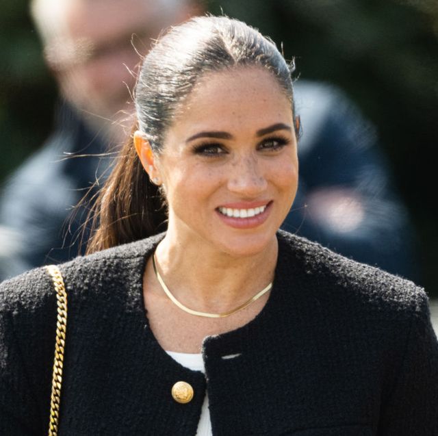 the hague, netherlands   april 16 meghan, duchess of sussex attends the invictus games 2020 the land rover challenge at zuiderpark on april 16, 2022 in the hague, netherlands  photo by samir husseinwireimage