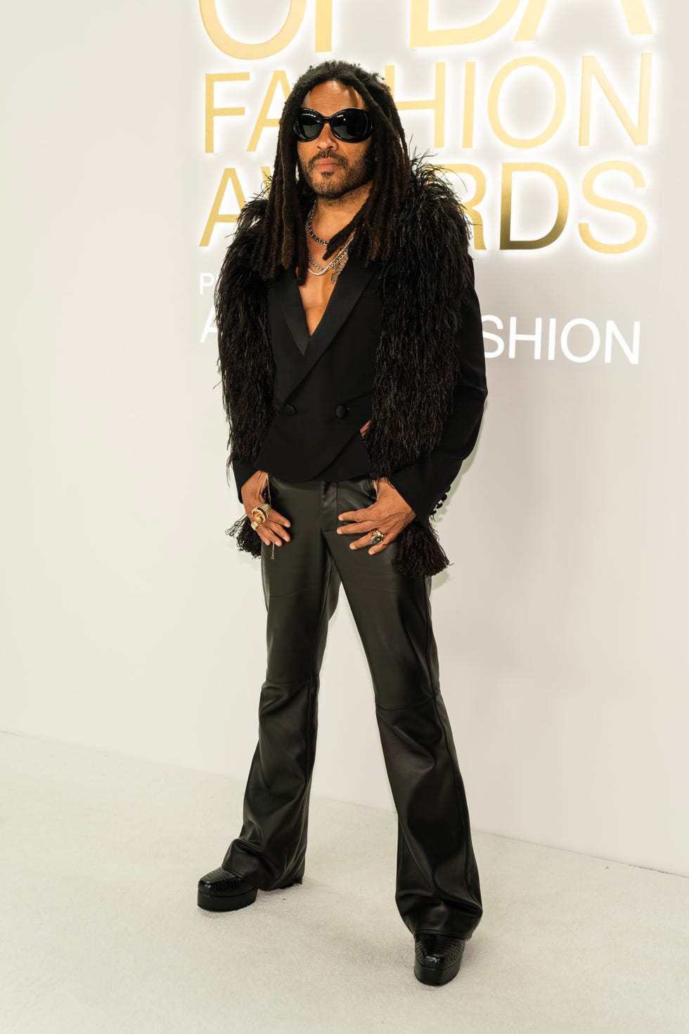 new york, new york   november 07 lenny kravitz attends the 2022 cfda fashion awards at casa cipriani on november 07, 2022 in new york city photo by gothamgetty images