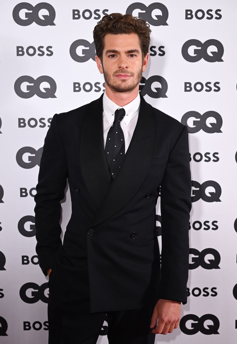 london, england   november 16 andrew garfield attends the gq men of the year awards 2022 at mandarin oriental hyde park on november 16, 2022 in london, england photo by karwai tangwireimage