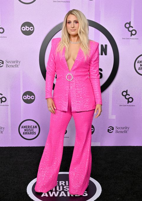los angeles, california   november 20 editorial use only  meghan trainor attends the 2022 american music awards at microsoft theater on november 20, 2022 in los angeles, california photo by axellebauer griffinfilmmagic
